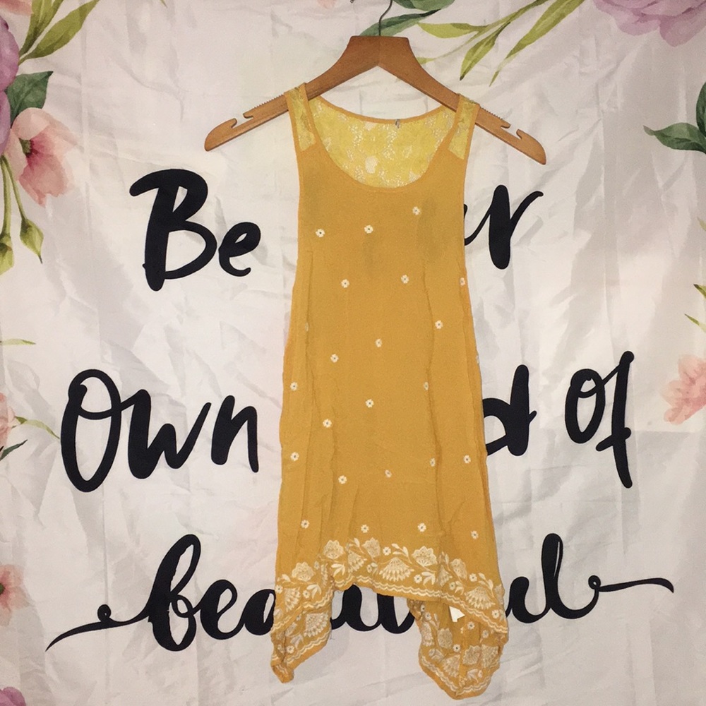 Yellow tank top with white flowers
